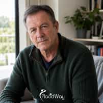 The Car Keys He Had to Put Down: Peter Lawson’s Parkinson’s Disease Deep Brain Stimulation Story from Australia to Thailand